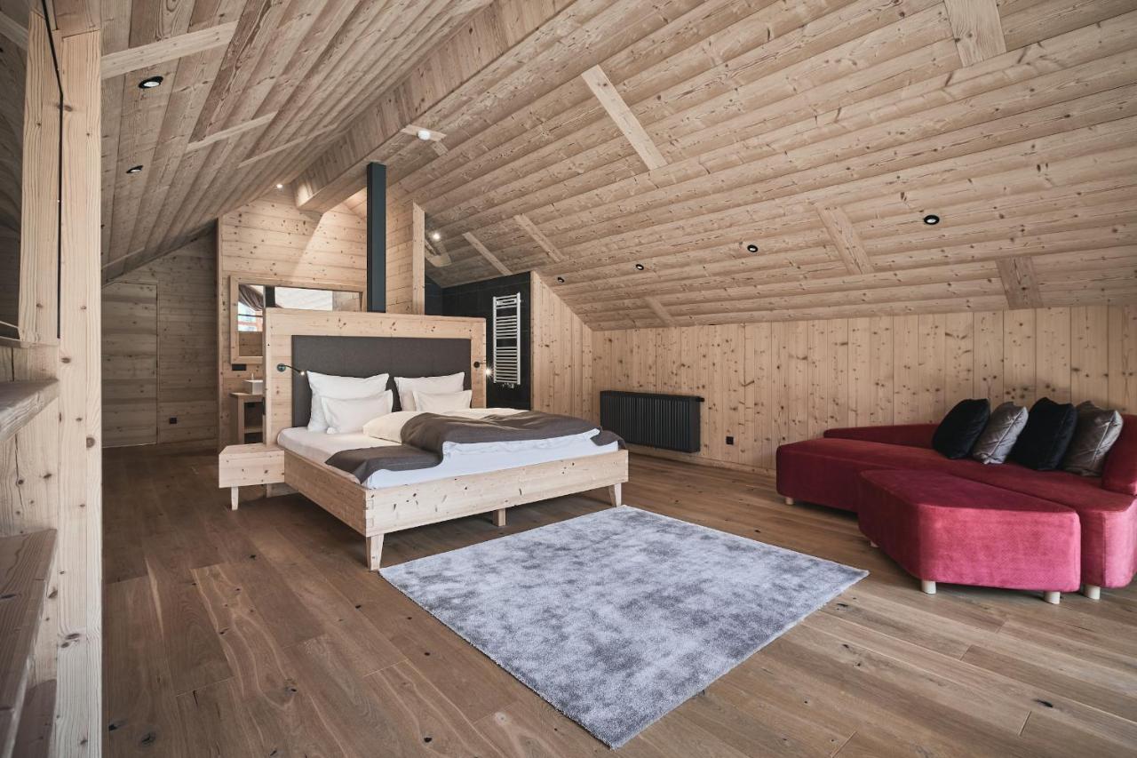 Tenne Lodges Racines Luaran gambar